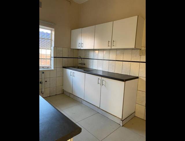 2 BEDROOM APARTMENT FOR SALE IN SELECTION PARK